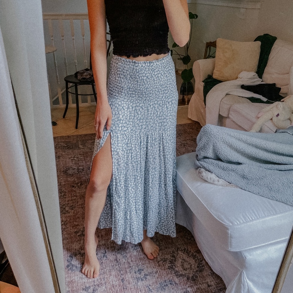 A&F Midi skirt